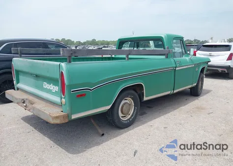 1971 Dodge D100 z USA, uszkodzony, nr VIN D14A41S353985